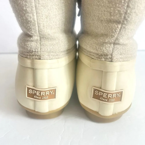 Sperry Cream and Tan Winter Boots - Picture 6 of 12